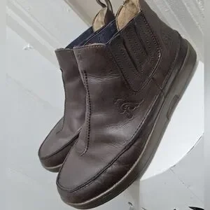 OluKai | Shoes | Olukai Kilauea Dark Brown Leather Ankle  display picture 1